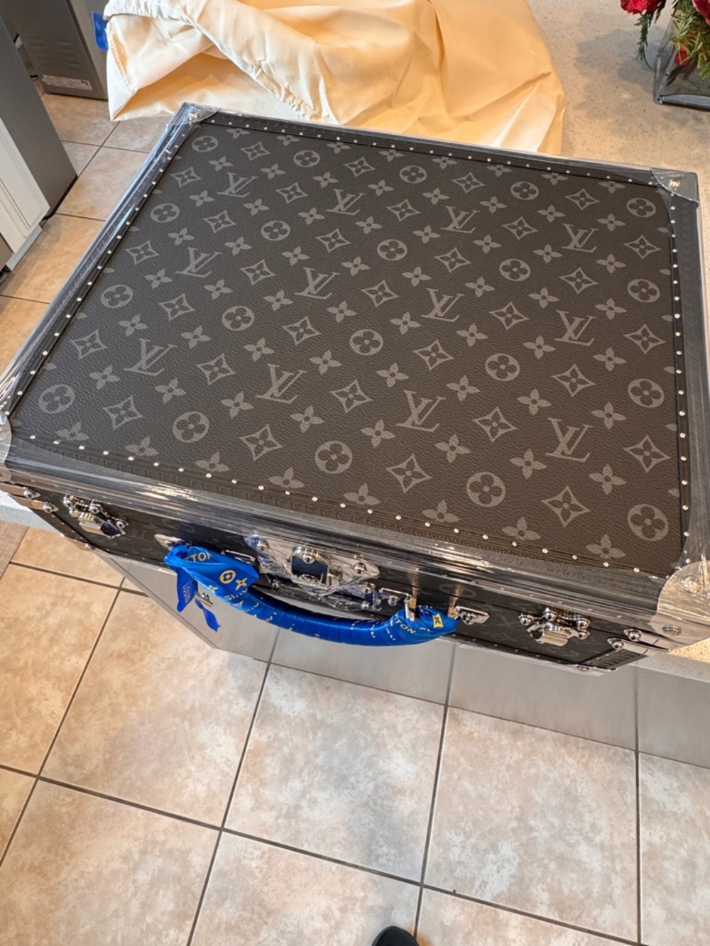 Louis Vuitton Black and Grey Watch Storage Trunk